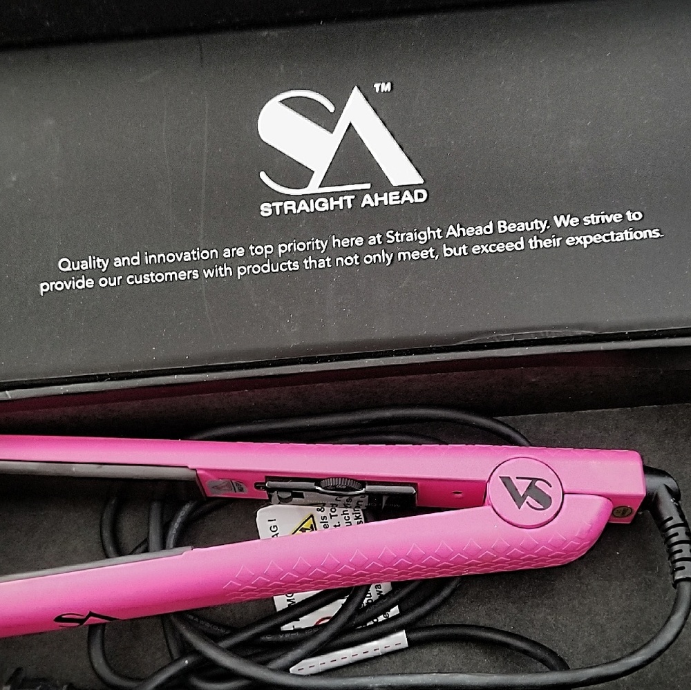 COPY - NEW STRAIGHT AHEAD HAIR CERAMIC STRAIGHTEN…